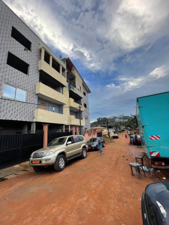 Les Logis De Nouvelle Route Bastos Apartment Yaoundé Exterior photo