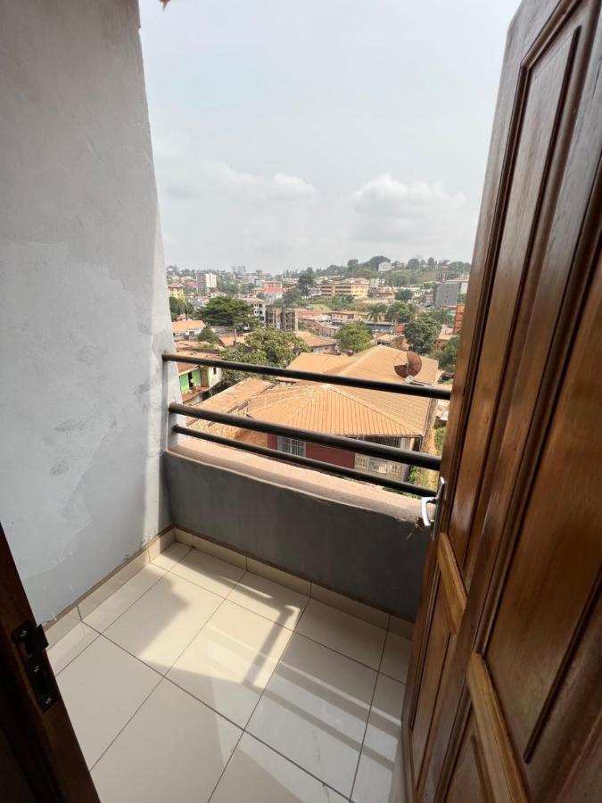 Les Logis De Nouvelle Route Bastos Apartment Yaoundé Exterior photo